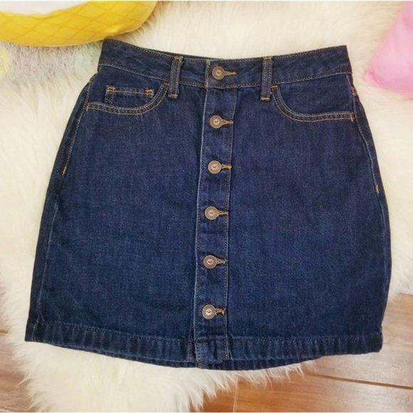Hollister Ultra High Rise Button Up Denim Mini Skirt - Picture 5 of 9